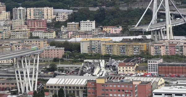 Foto: Estado en el que quedó el viaducto de Morandi, en Génova, tras el hundimiento del tramo central desde una altura de 90 metros. (EFE)