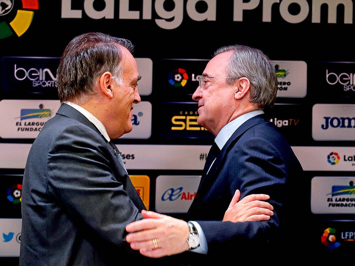 Foto: Javier Tebas, presidente de LaLiga, y Florentino Pérez, presidente del Real Madrid. (EFE)