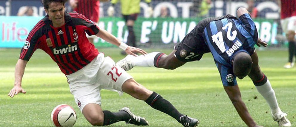 Foto: El Milan y el Inter, multados por falsedad en el balance