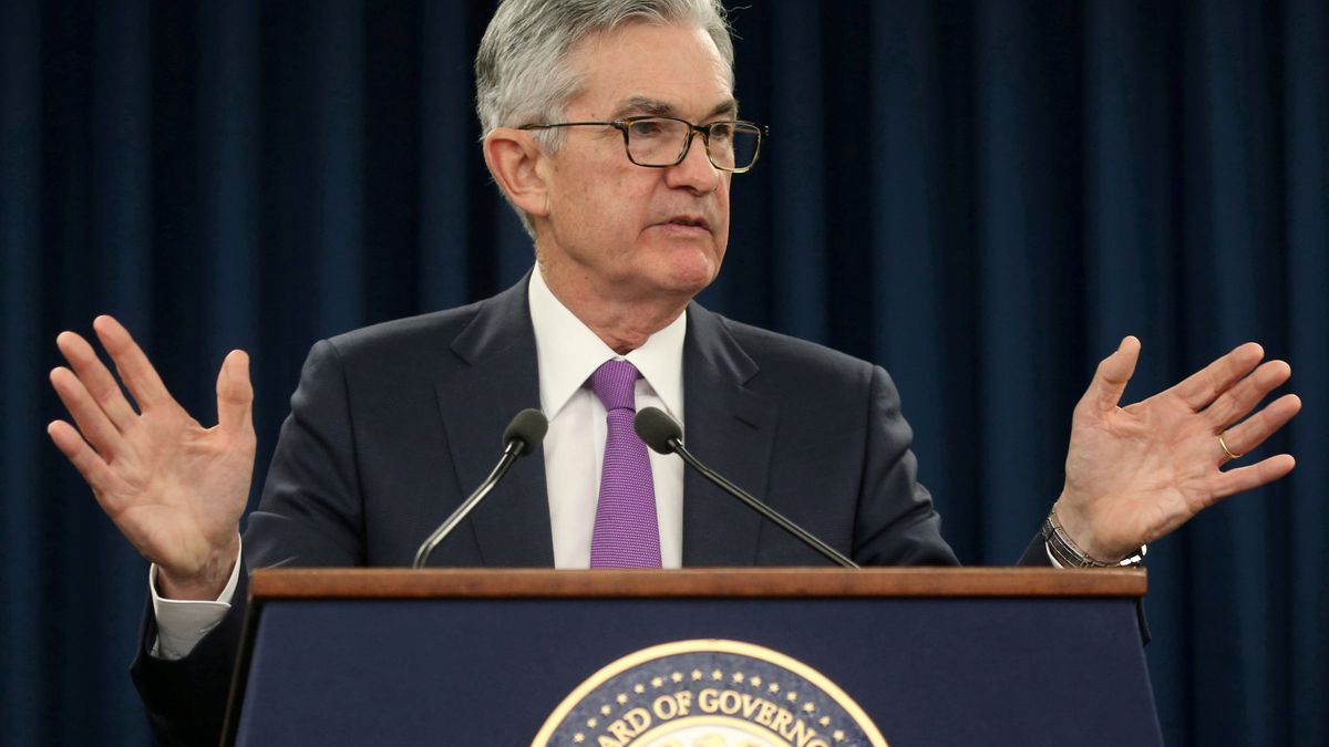 La desaceleración trunca los planes de la Fed: el mercado ya ve riesgo de bajada de tipos