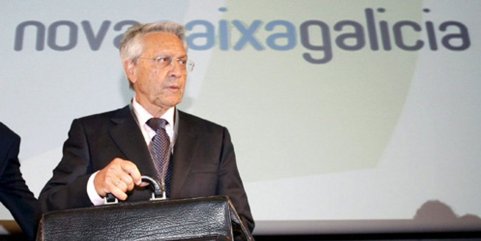 Foto: Gayoso presenta su renuncia como copresidente de Novacaixagalicia