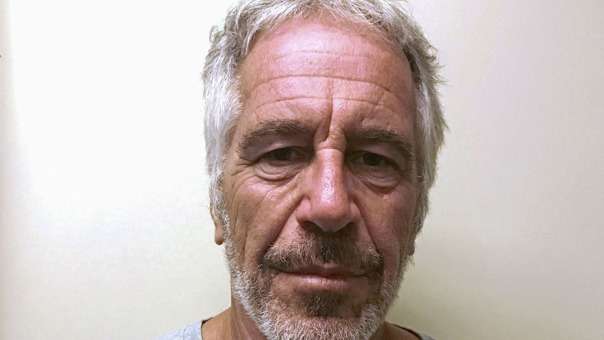 El multimillonario Jeffrey Epstein, imputado por explotación sexual, se suicida en su celda
