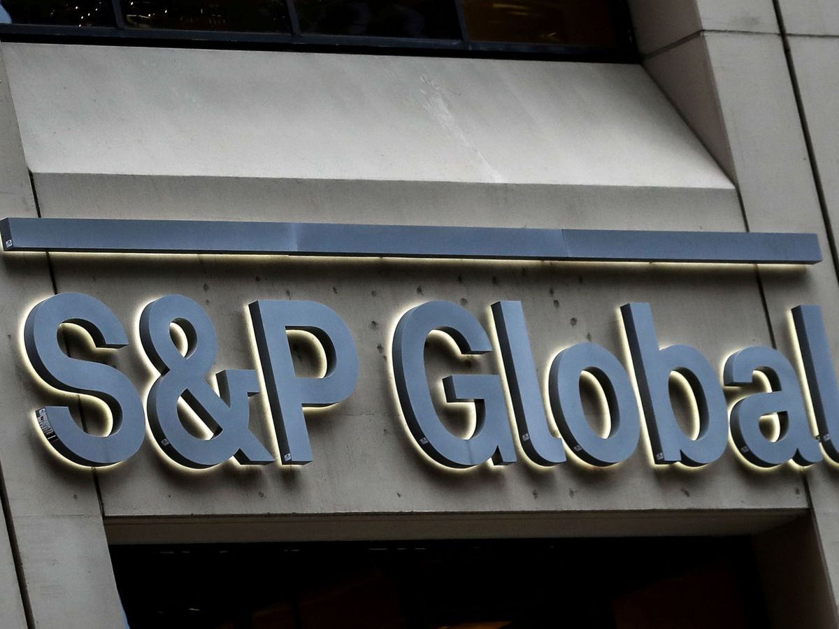 Foto: Logo de S&P Global en Nueva York (EEUU). (Reuters/Brendan McDermid)
