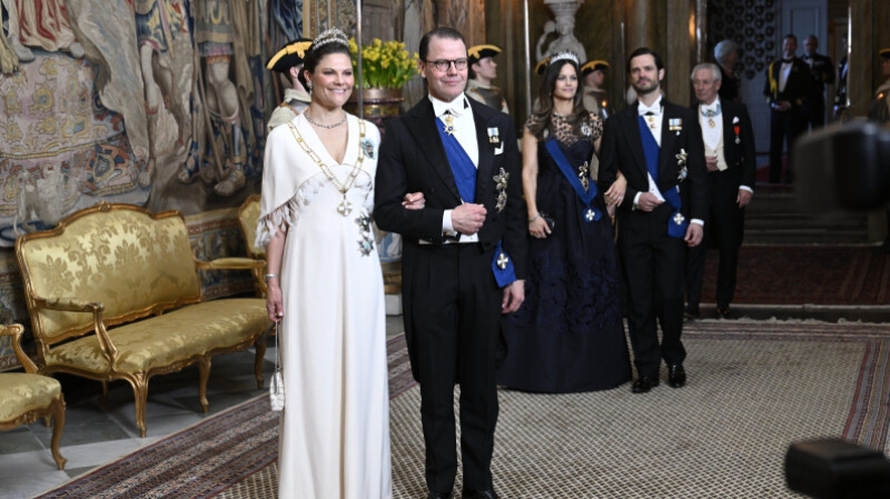 Foto de Vestidos reciclados y una tiara modificada: Victoria y Sofía de Suecia, en su cena de gala