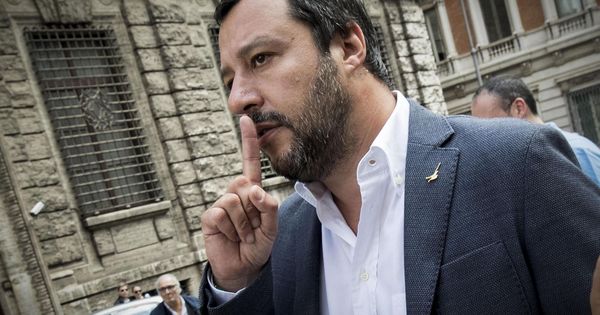 Foto: Matteo Salvini, líder de la Liga, antes de una reunión con Di Maio, del Movimiento 5 Estrellas. (EFE)