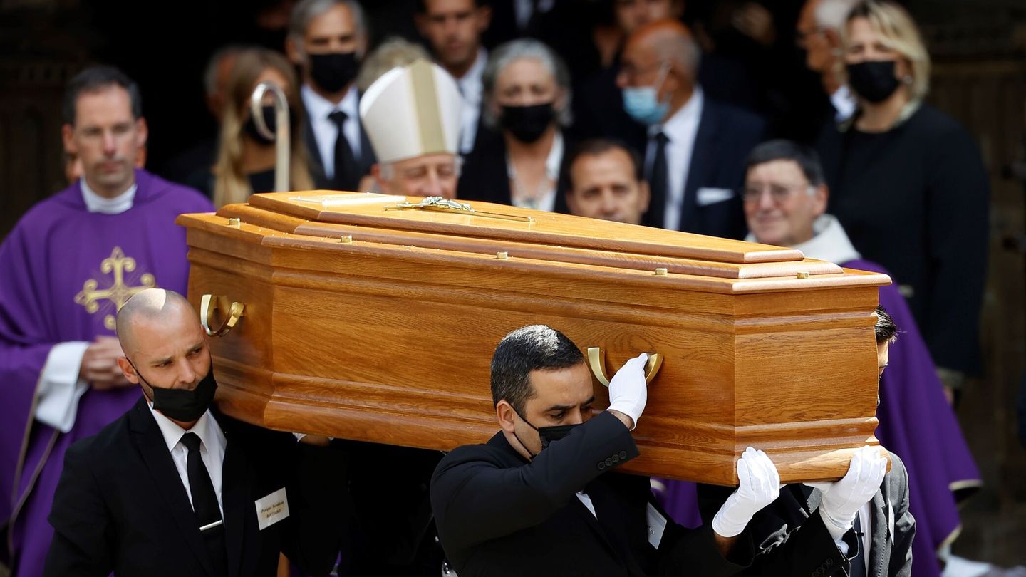 Imagen del funeral de Jean-Paul Belmondo, que falleció a los 88 años. (EFE)