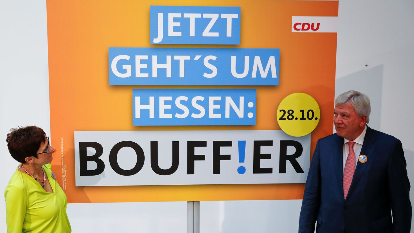 Póster de campaña de la CDU en Hesse, el 15 de octubre de 2018. (Reuters)