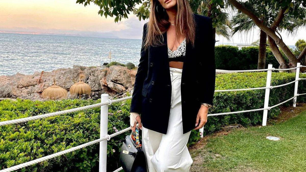 Sándwiches de caviar, paseos en Ferrari y vistas al mar: las vacaciones en Cannes de Vicky Martín Berrocal