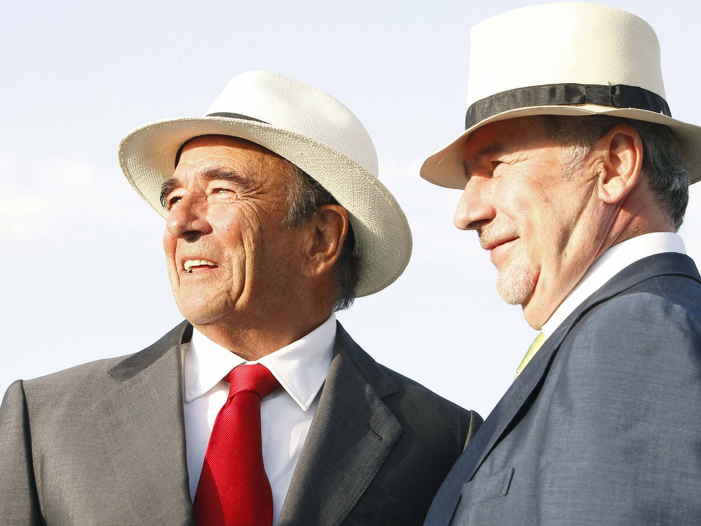 El expresidente del Santander, Emilio Botín (i), y el de Bankia, Rodrigo Rato, en 2011. (Juan Carlos Hidalgo/EFE)