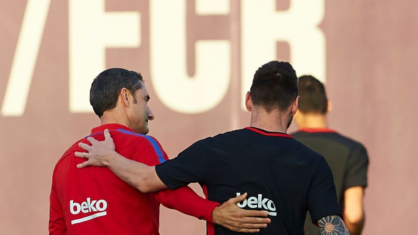 Ernesto Valverde se entiende maravilla con Leo Messi. (EFE) 