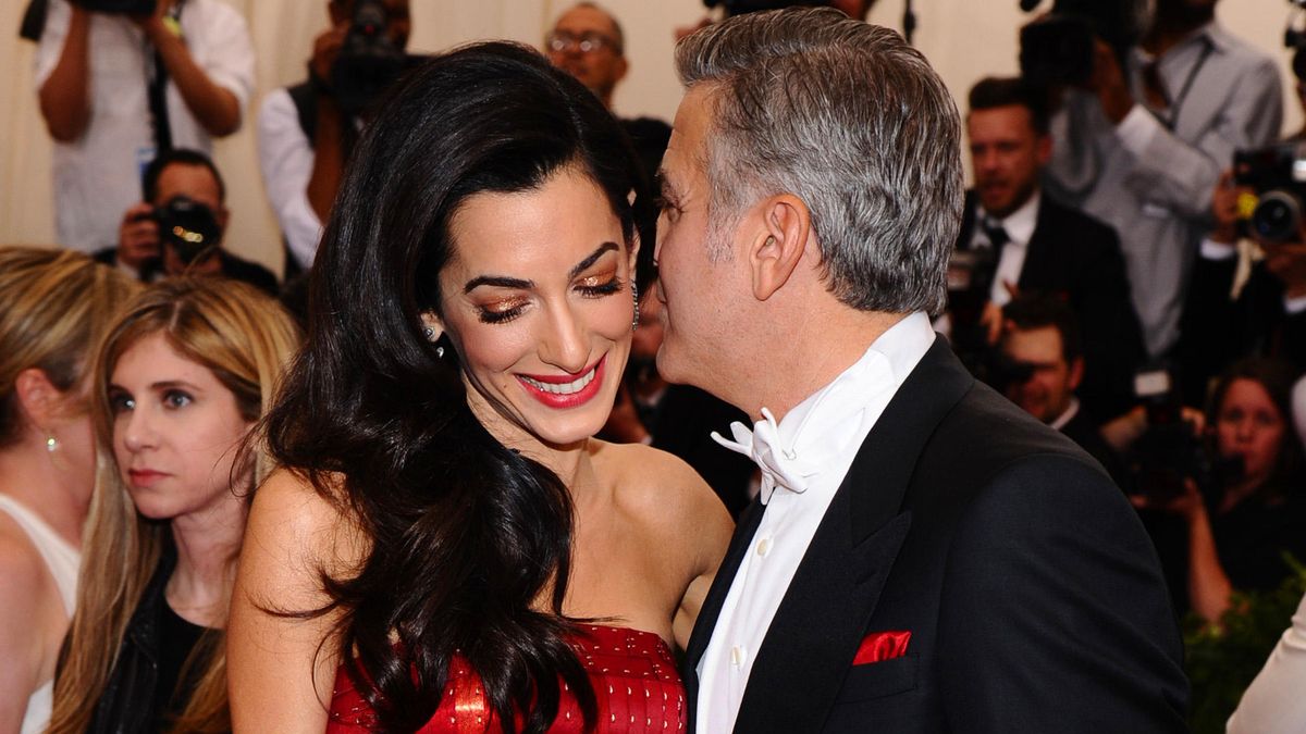 Así fue la extraña proposición de matrimonio de George a Amal Clooney 