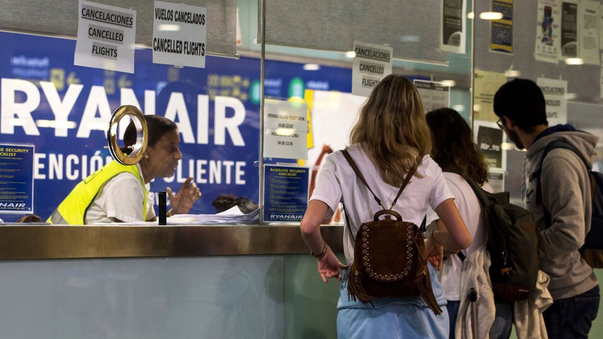 Fomento investiga si Ryanair incumplió los derechos de los pasajeros durante la huelga