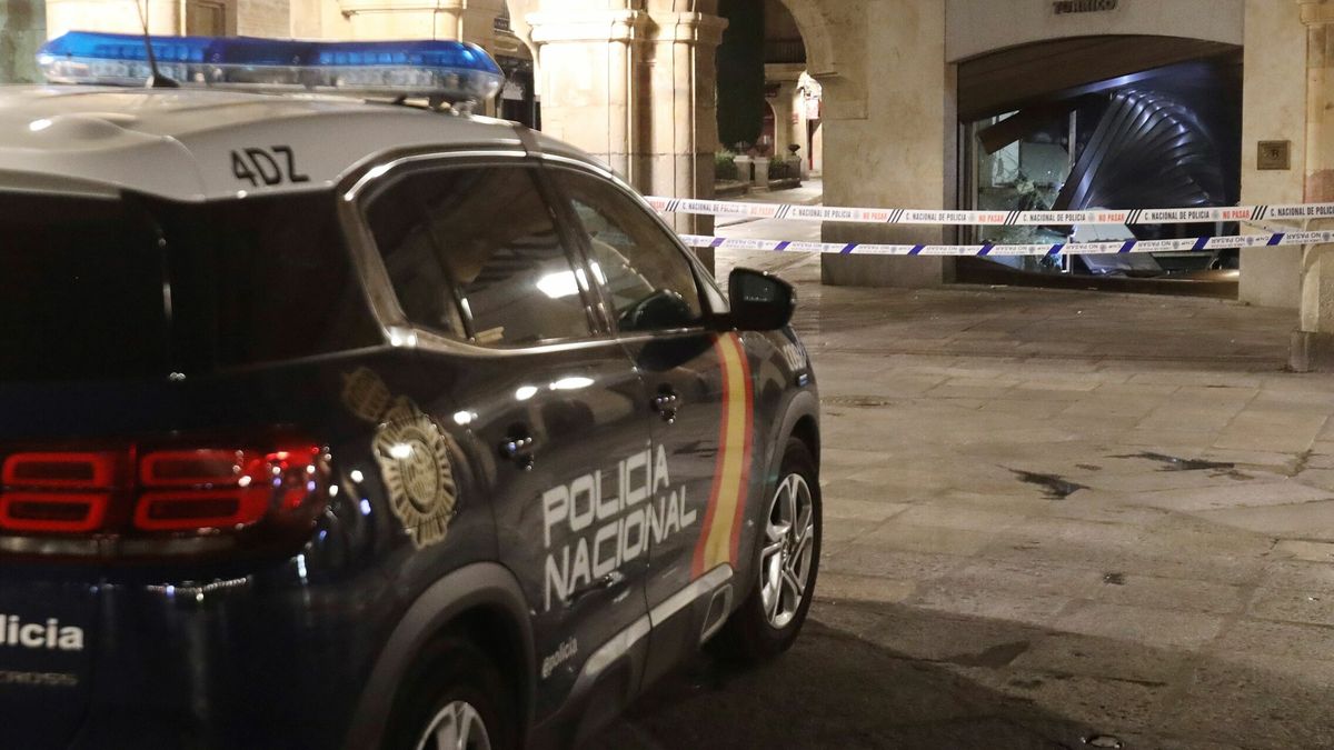 Heridos tres jóvenes por arma blanca en una agresión en una vivienda de Salamanca