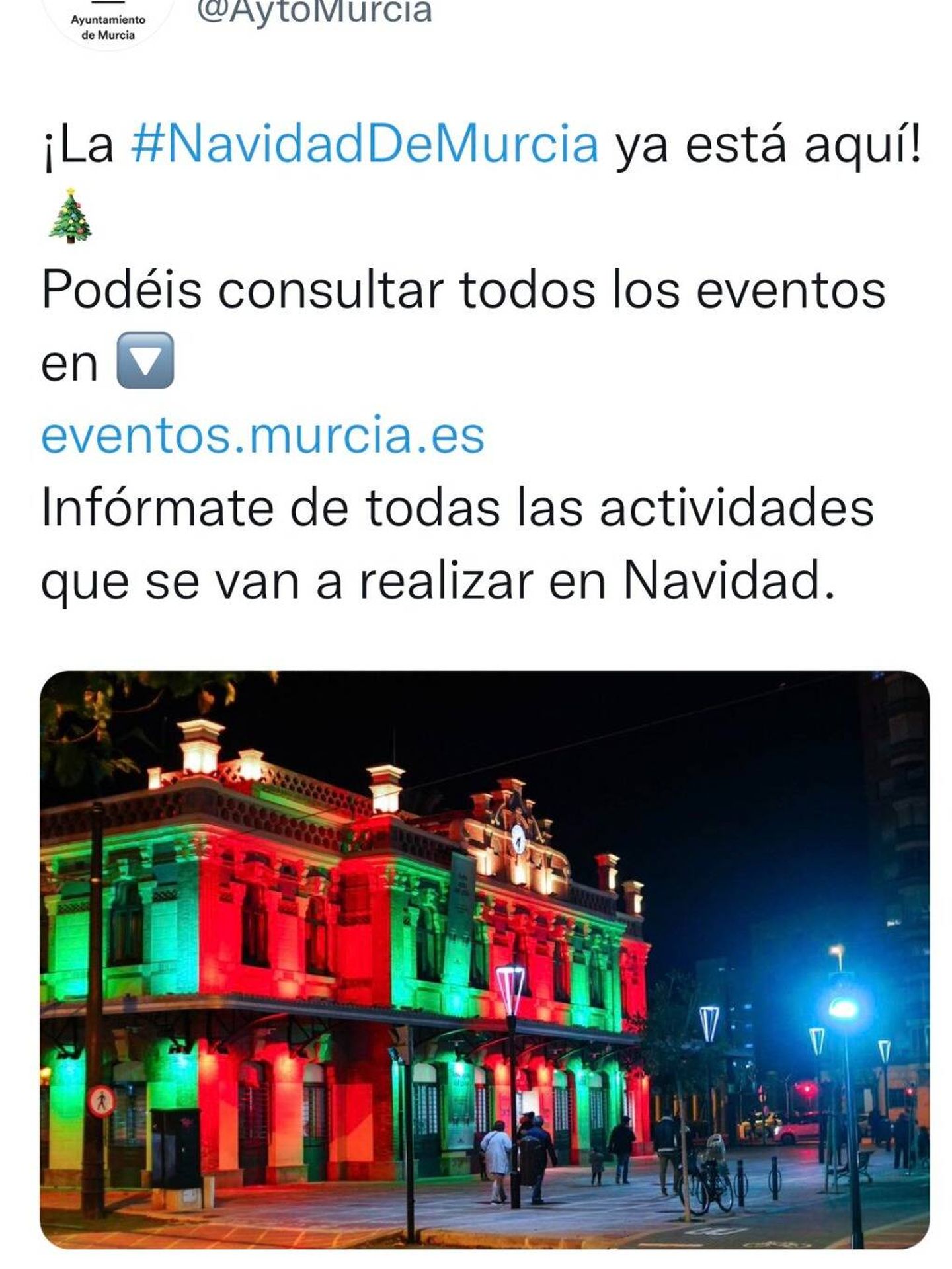 Captura de pantalla de un mensaje en Twitter del año 2019 con las mismas luces que el martes.