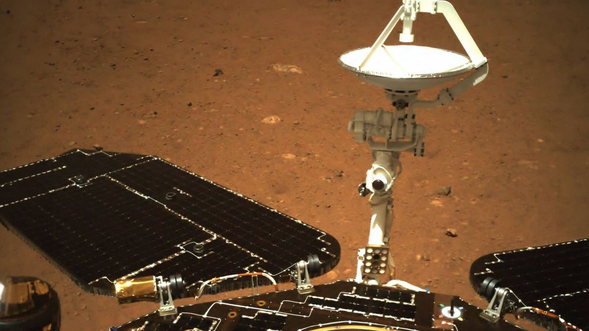 Detectan formas geométricas poligonales enterradas 35 metros bajo la superficie de Marte