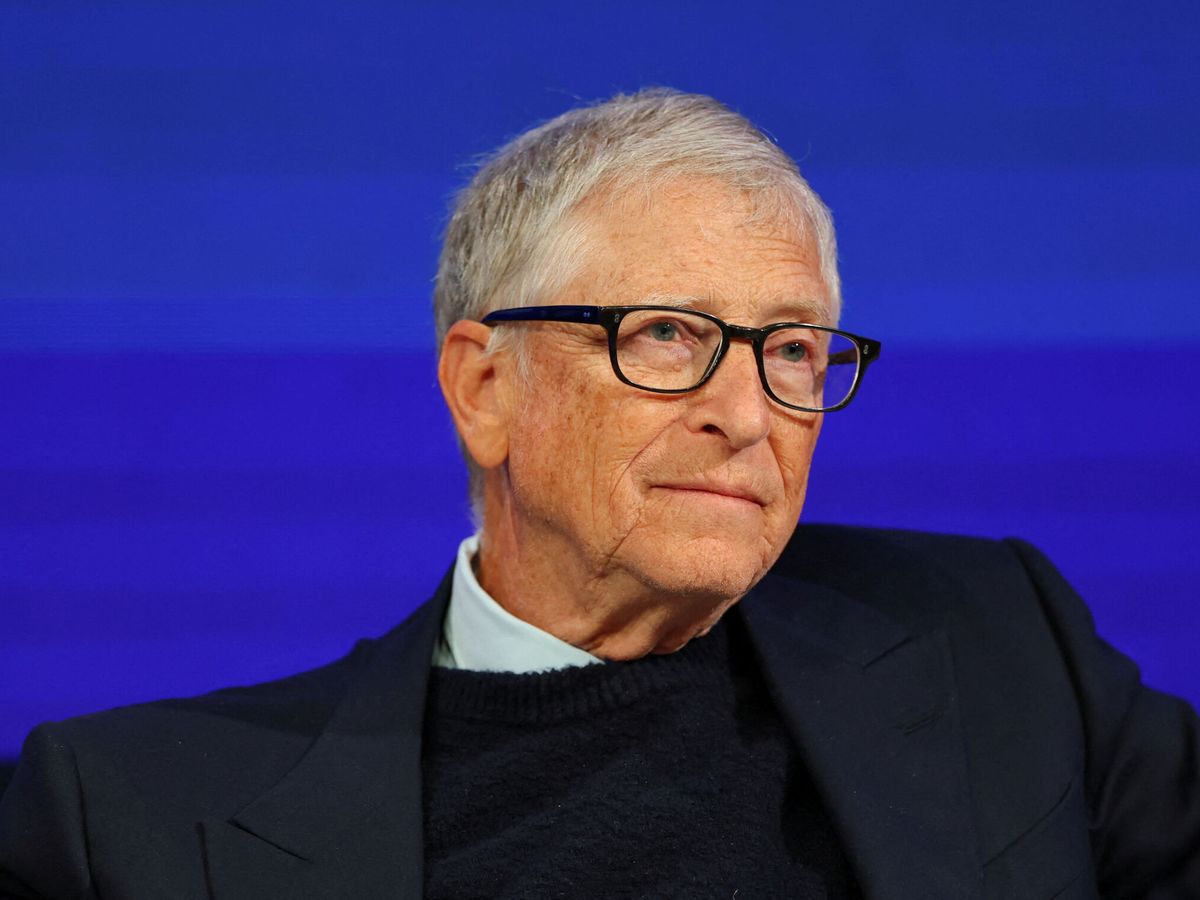 Bill Gates alerta que a inteligência artificial tornou os ataques cibernéticos um risco real e imediato