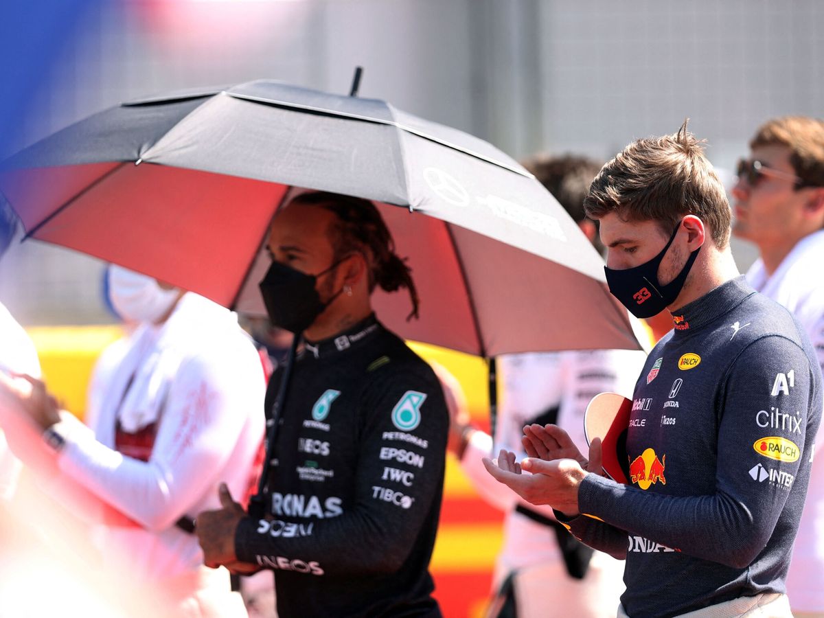 Foto: Max Verstappen, junto a Lewis Hamilton. (Reuters/Lars Baron)
