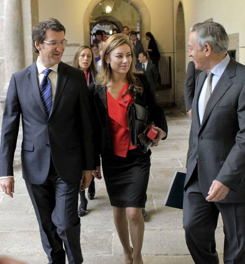 Foto: La secretaria de Estado de Presupuestos y Gastos, Marta Fernández-Currás, acompañada de  Alberto Núñez Feijóo y Honorato López-Isla
