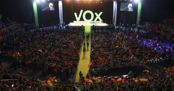 Foto: Acto público de Vox en Vistalegre el 7 de octubre de 2018. (Reuters)