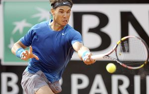 Rafa Nadal cae ante Nole y llega peor que nunca a Roland Garros