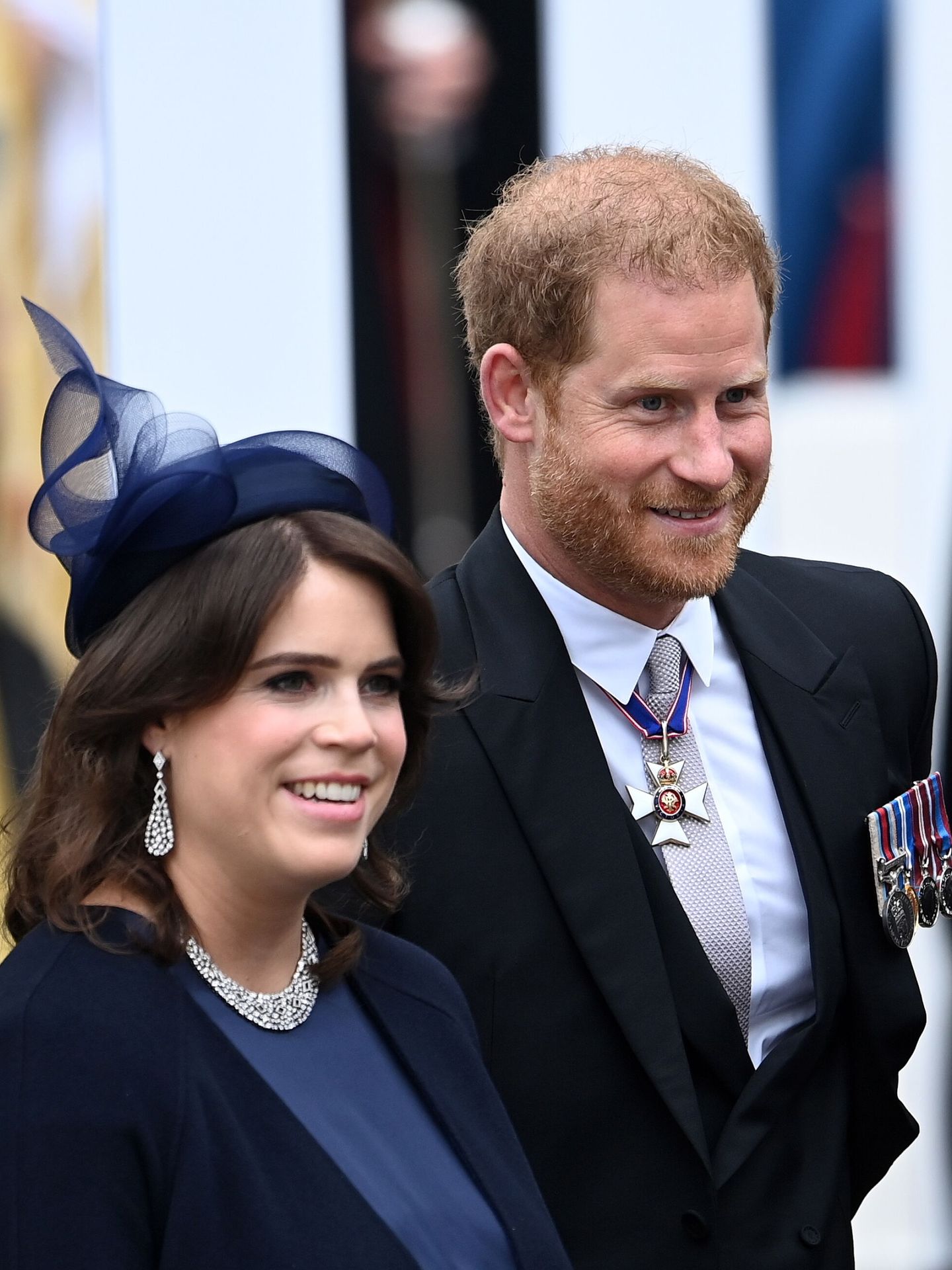 Harry y Eugenia, en la coronación de Carlos III. (Reuters)