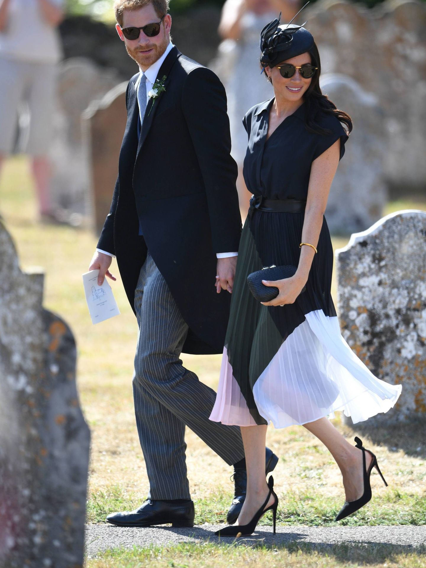 El príncipe Harry y Meghan Markle, en la boda de Charlie van Straubenzee y Daisy Jenks. (Cordon Press)