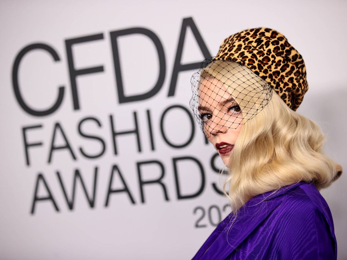 Foto: Anya Taylor-Joy, en la alfombra roja de los CFDA Awards 2021. (Getty)