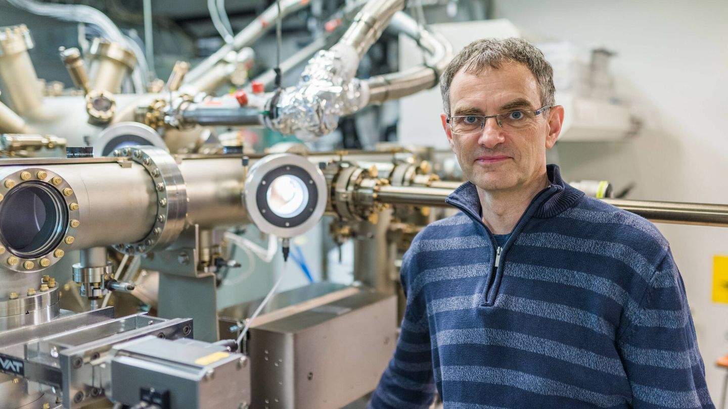 El investigador Tomáš Jungwirth. (Instituto de Física de la Academia Checa de Ciencia) 