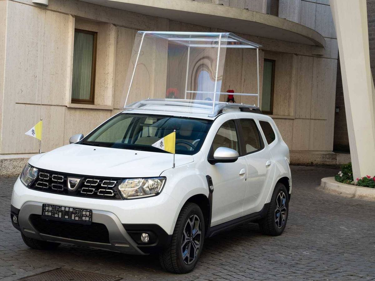 Foto: El Dacia Duster se convierte en el nuevo Papamóvil. (Dacia)