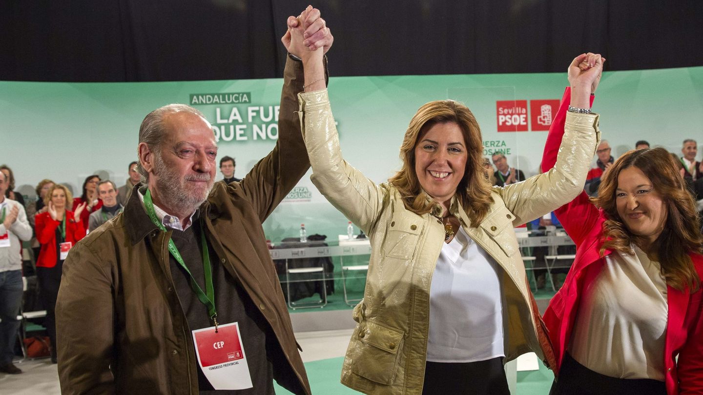 Susana Díaz, junto a la diputada autonómica y secretaria general del PSOE en Sevilla, Verónica Pérez. (EFE)