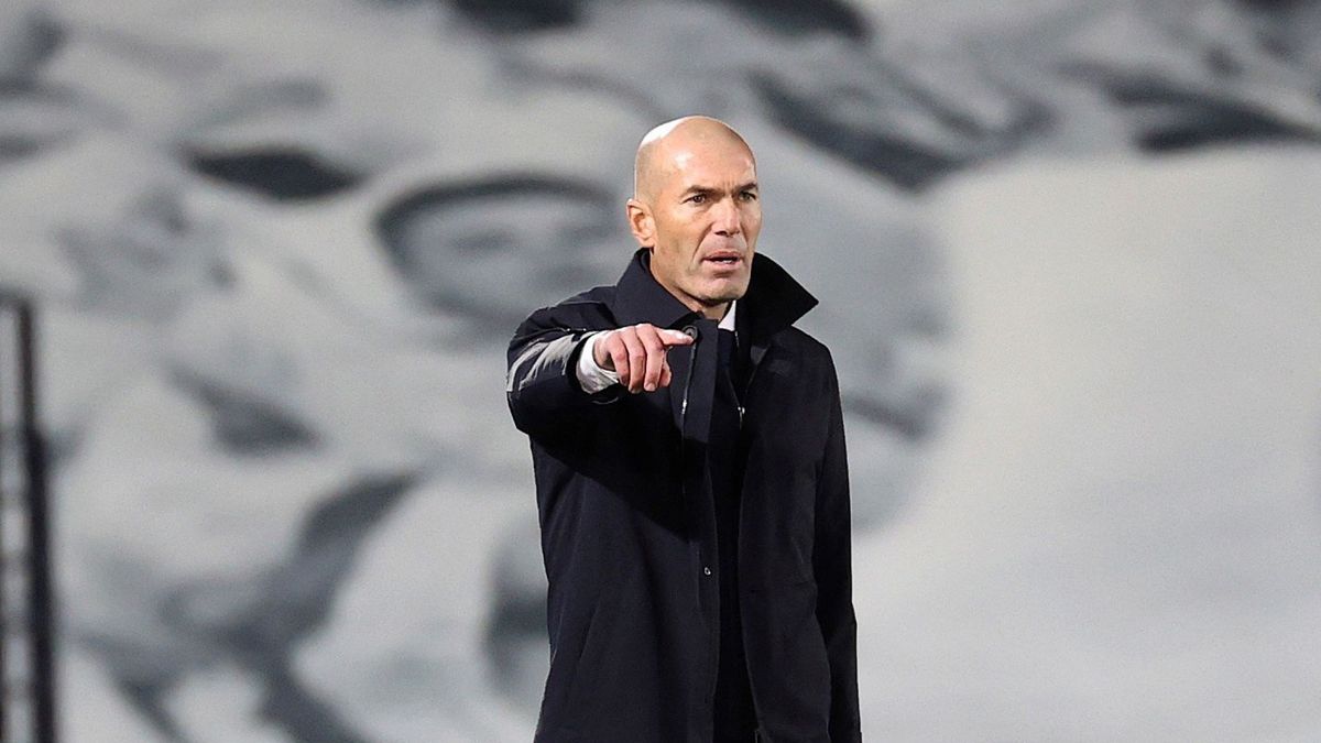 Crece la tensión entre Zidane y el club: la planificación, las filtraciones y Sergio Ramos