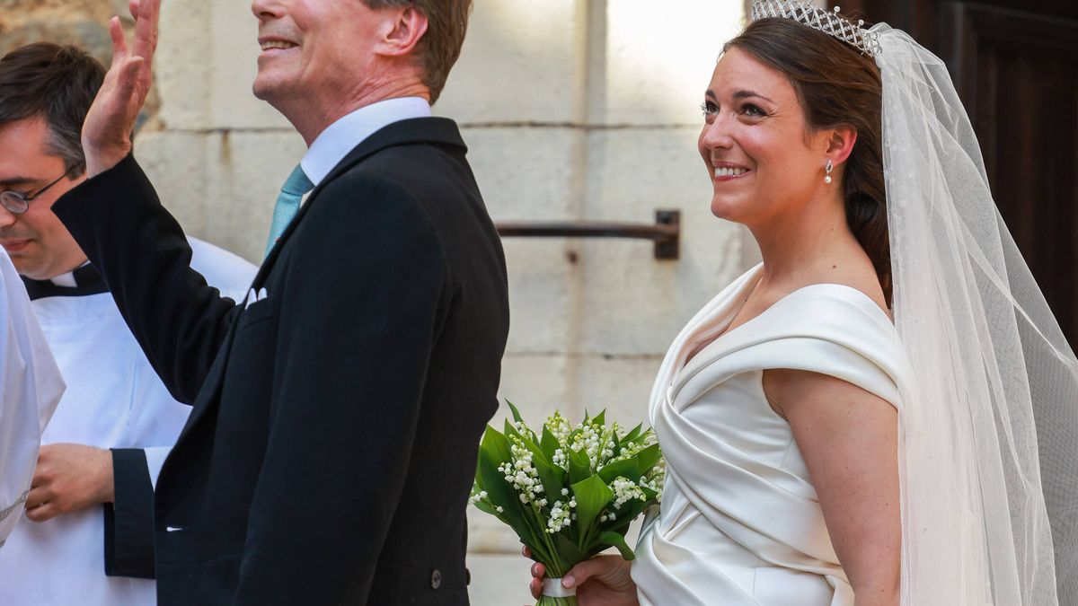 El vestido de novia de Alexandra de Luxemburgo y los detalles de su tiara en su boda real en Francia