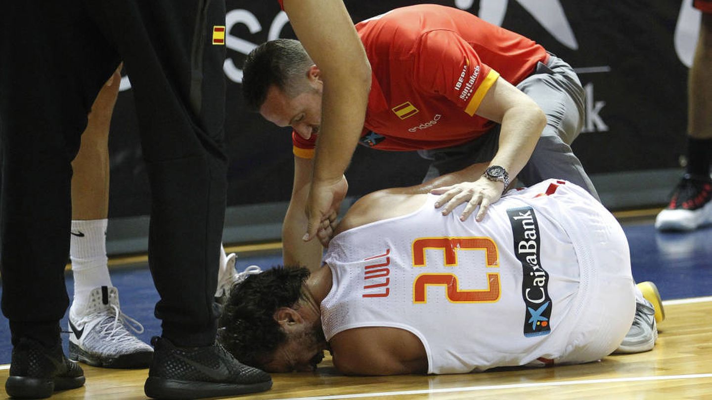 Sergio Llull se lesionó el 8 de agosto de 2017 en un amistoso de la selección española. (EFE)