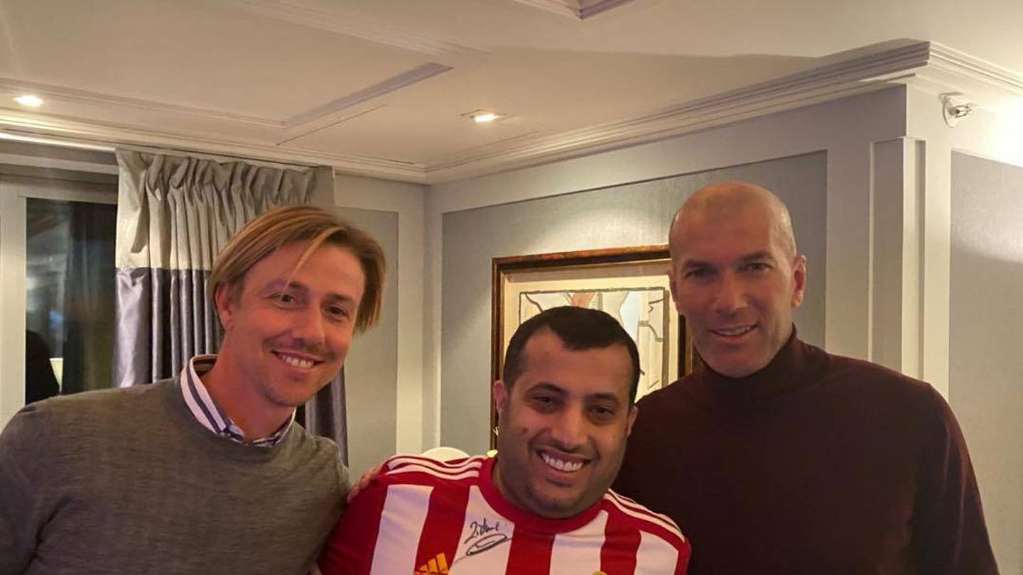 Turki Al-Sheikh junto a Guti y Zidane