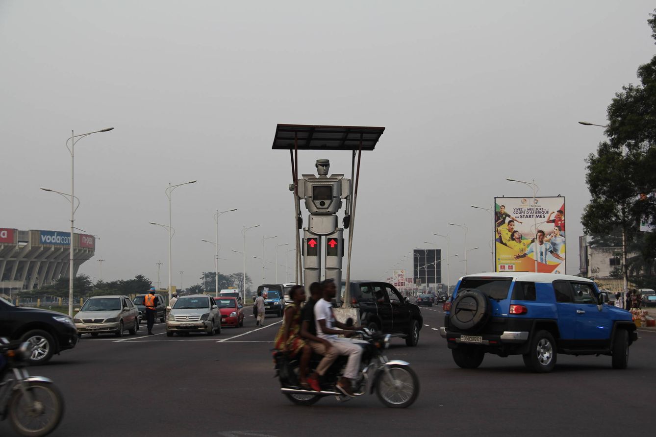 Otro de los robots en un punto diferente de Kinshasa (T. Deiros)