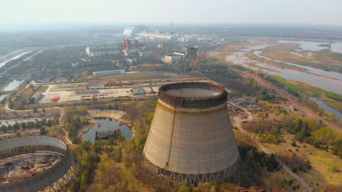 Hacer turismo por los cielos de Chernóbil es posible: hay vuelos por 90 euros