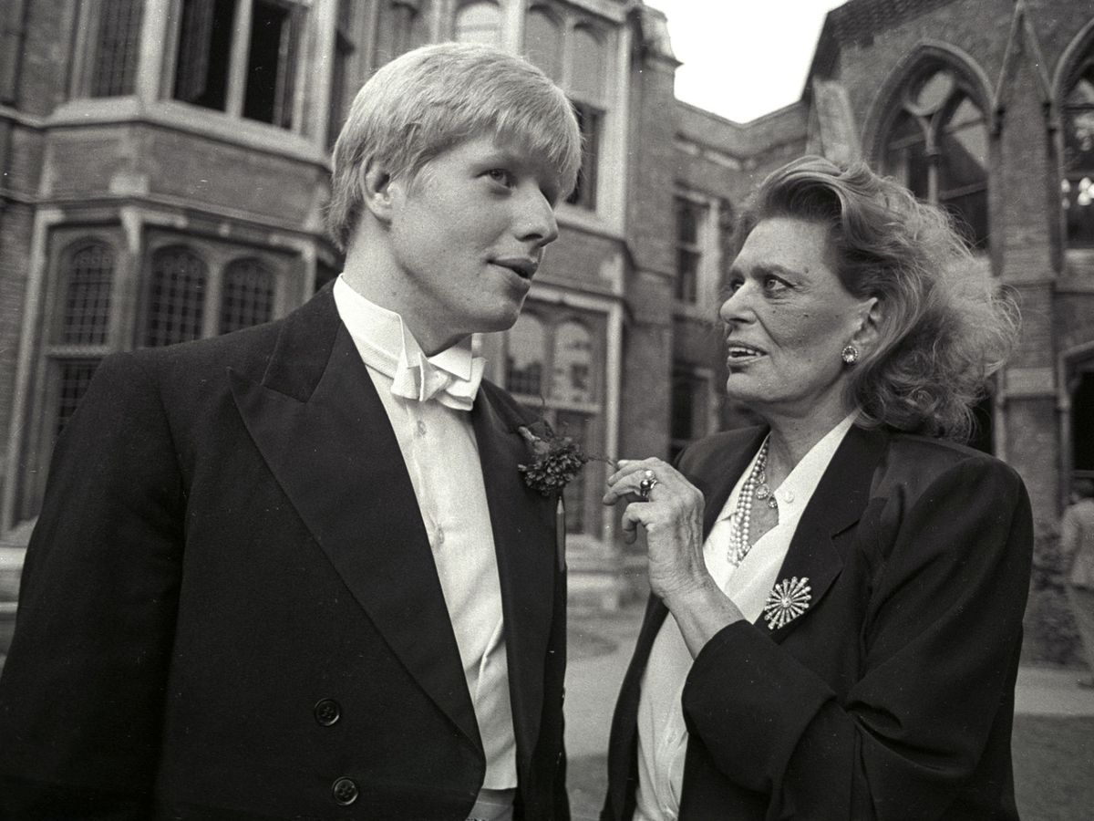 Foto: Boris Johnson, en sus años de presidente de la Oxford Union Society. (Reuters)
