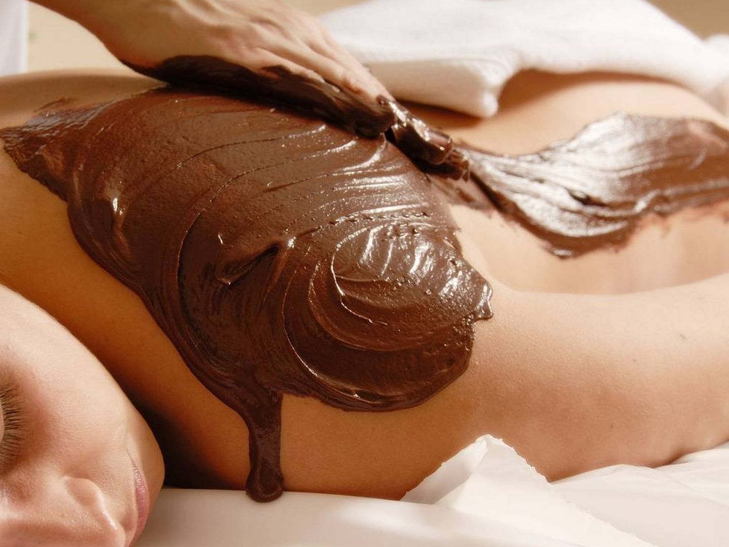 El chocolate nos hace felices se mire por donde se mire.