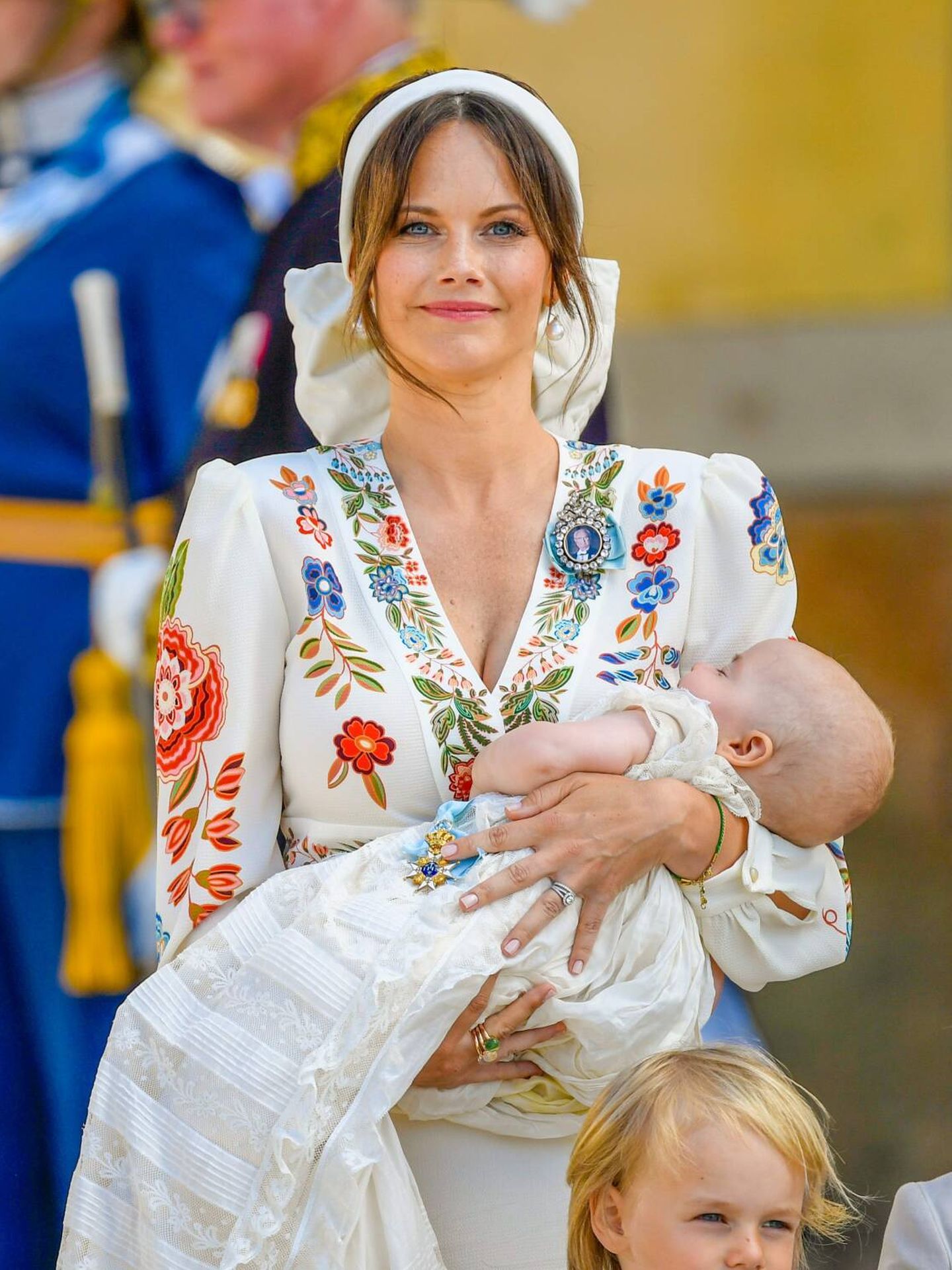 Sofia de Suecia junto a sus tres hijos durante el bautizo de Julian.(CP)