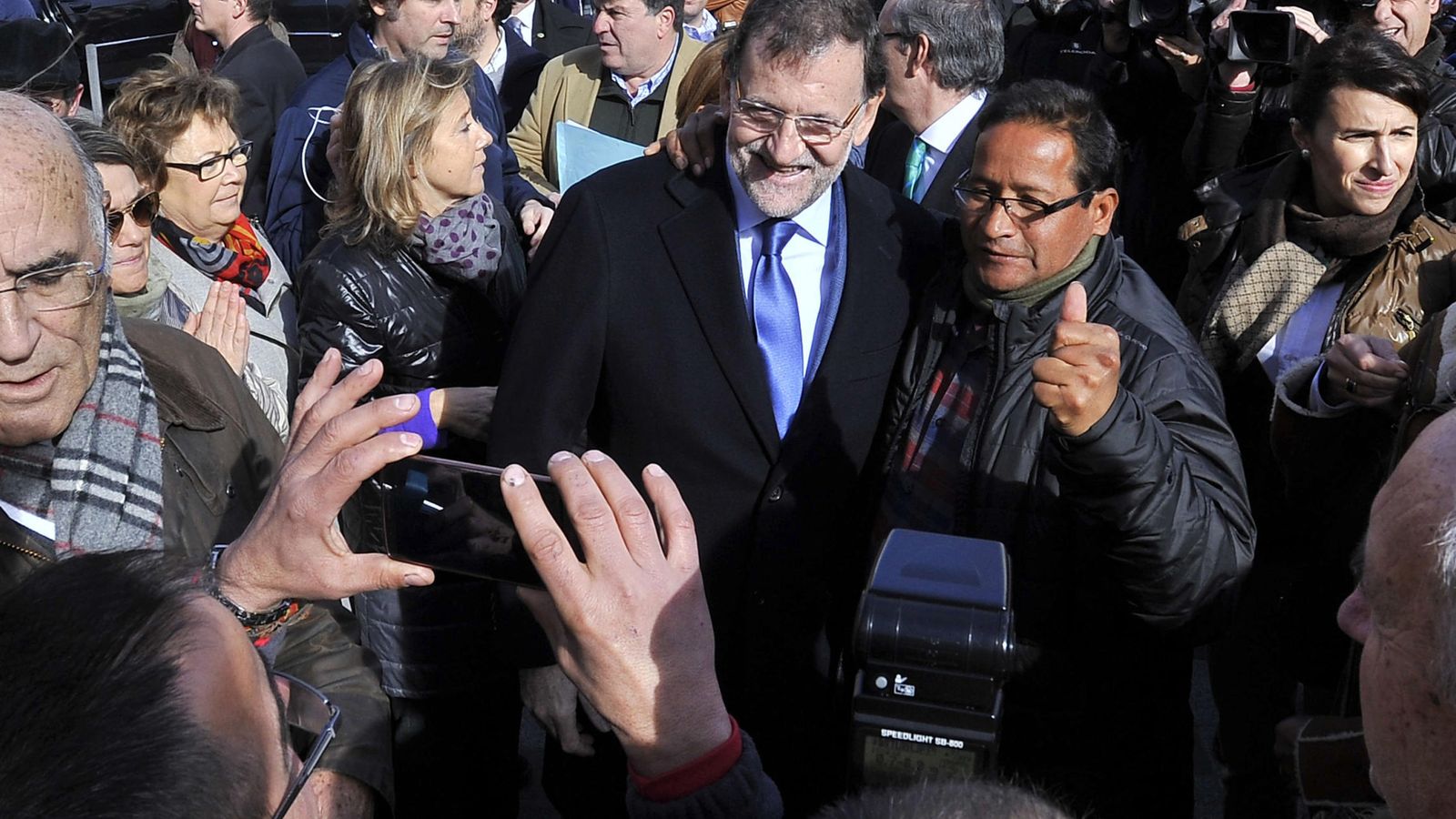 Foto: Mariano Rajoy visitó un colegio en La Roda el pasado noviembre, en la precampaña del 20-D. (EFE)