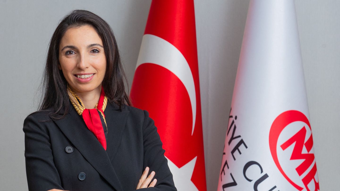 Hafize Gaye Erkan, gobernadora del Banco de Turquía. 