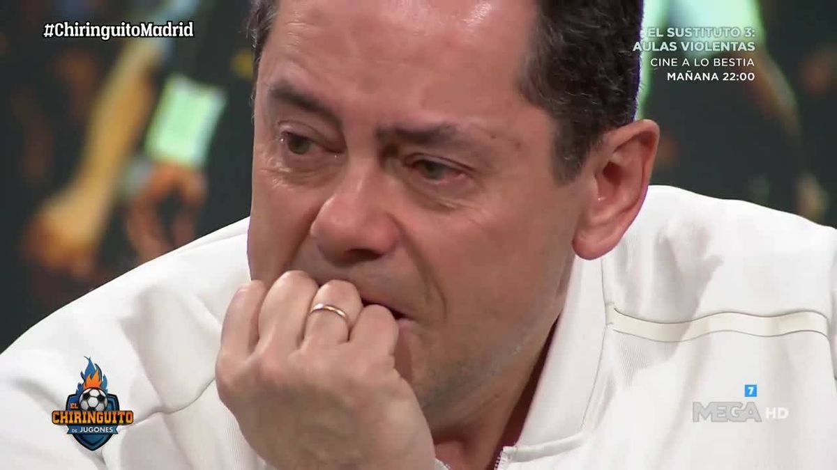 Tomás Roncero, muy emocionado, rompe a llorar como nunca antes en 'El Chiringuito'