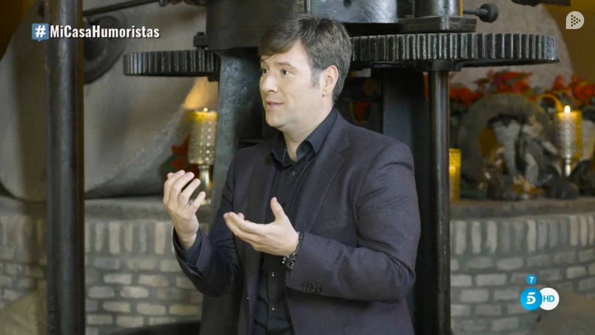 Carlos Latre cuela a Antena 3 en su entrevista de 'Mi casa es la tuya' con Bertín 