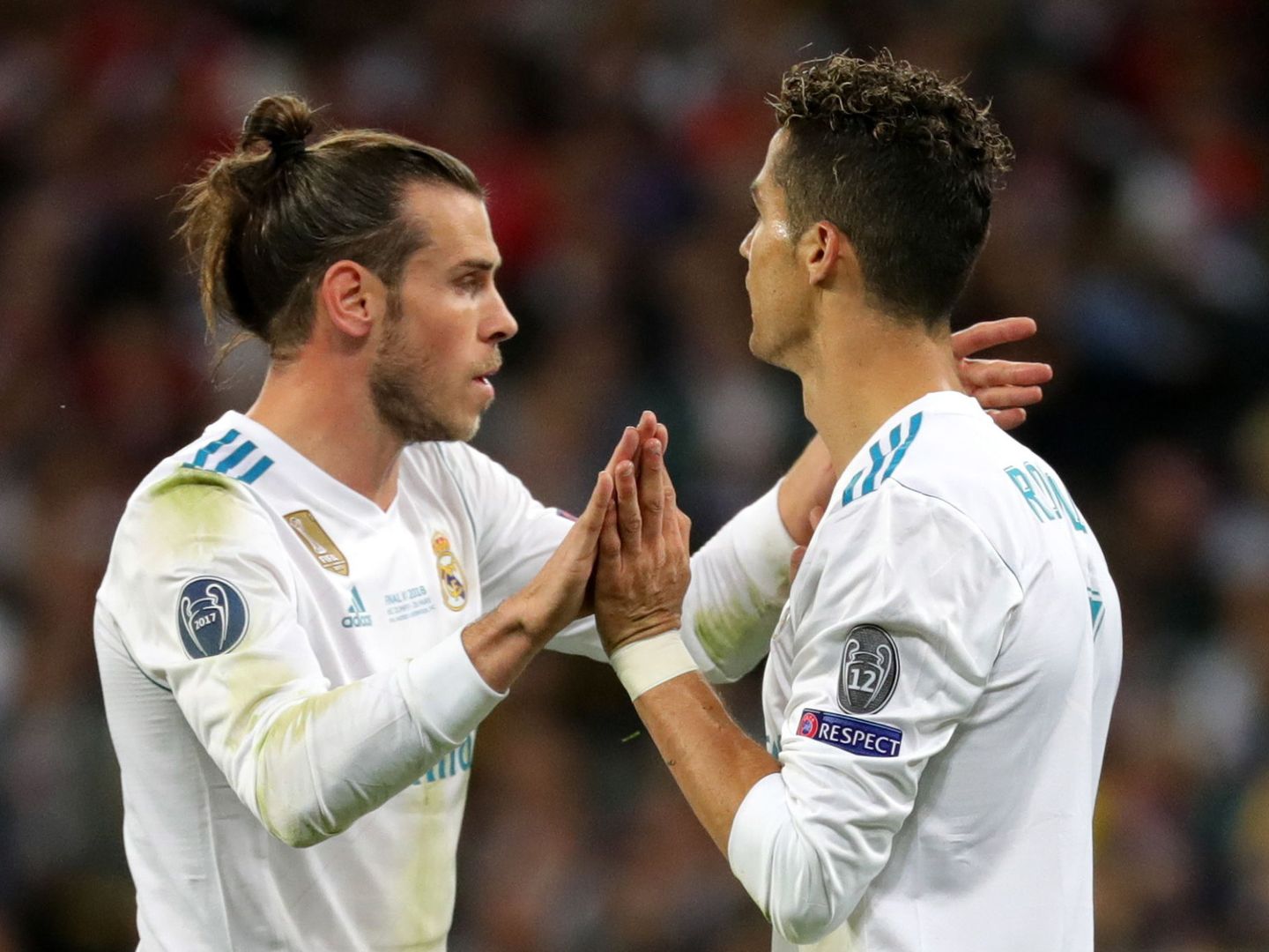 Bale y Cristiano celebran el 2-1 del Real Madrid, obra del galés. (Reuters)