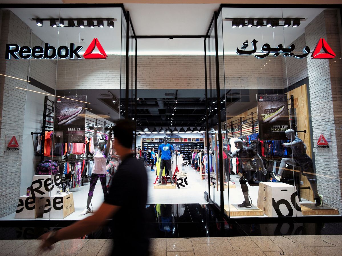 voltaje Excluir Injusto Adidas anuncia que venderá Reebok tras no cumplir sus objetivos de  rentabilidad