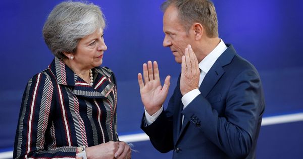 Foto: Theresa May y Donald Tusk. (EFE)