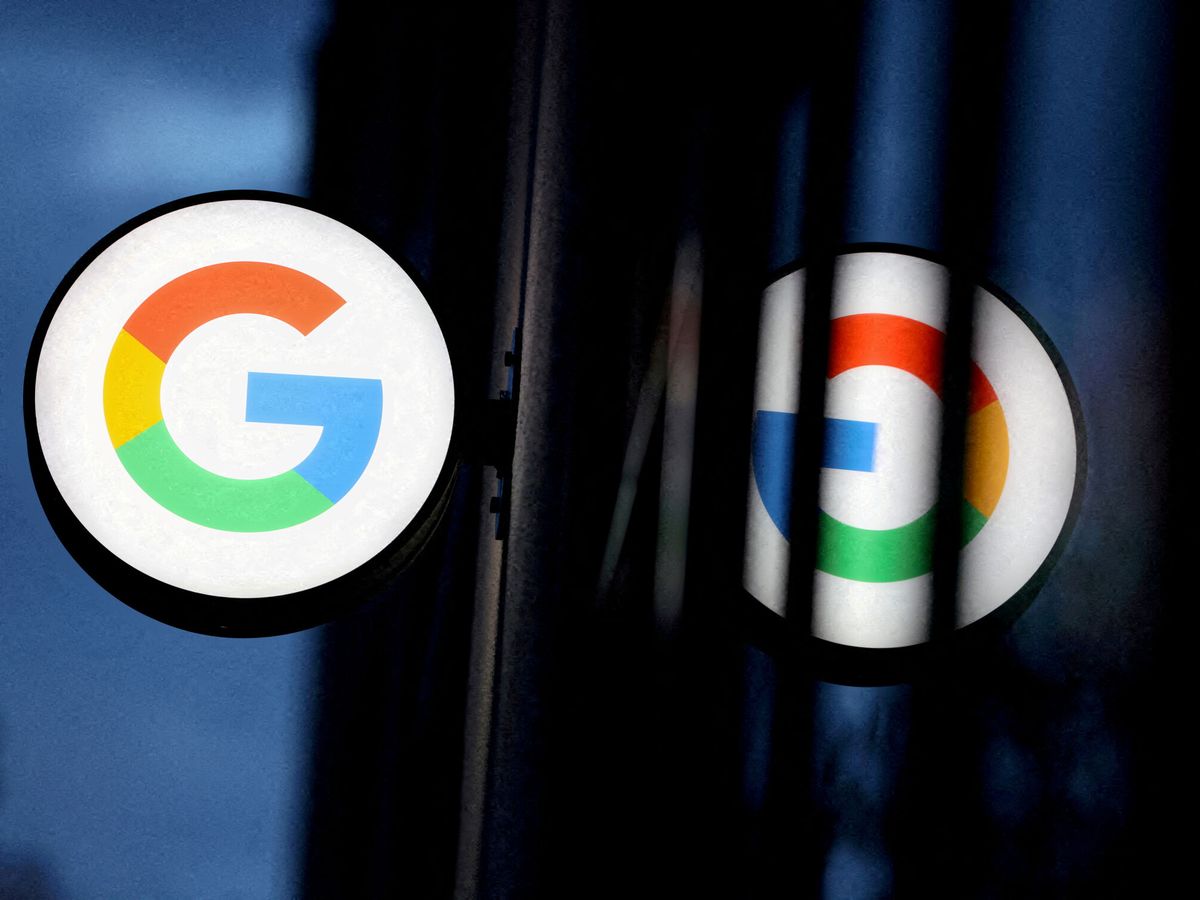 Foto: El logotipo de Google Store Chelsea en Manhattan, Nueva York. (Reuters/Andrew Kelly)