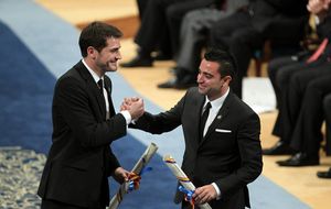 Iker Casillas y Xavi Hernández o cómo atizar al pedestal de dos ídolos