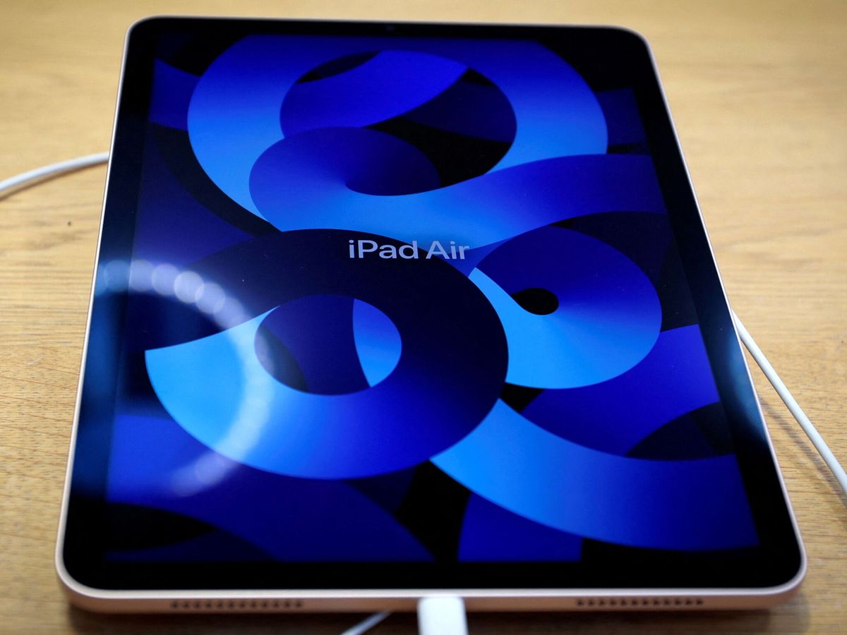 Foto: Todo indica que los iPad Air serán los primeros en llegar (Reuters/Mike Segar)