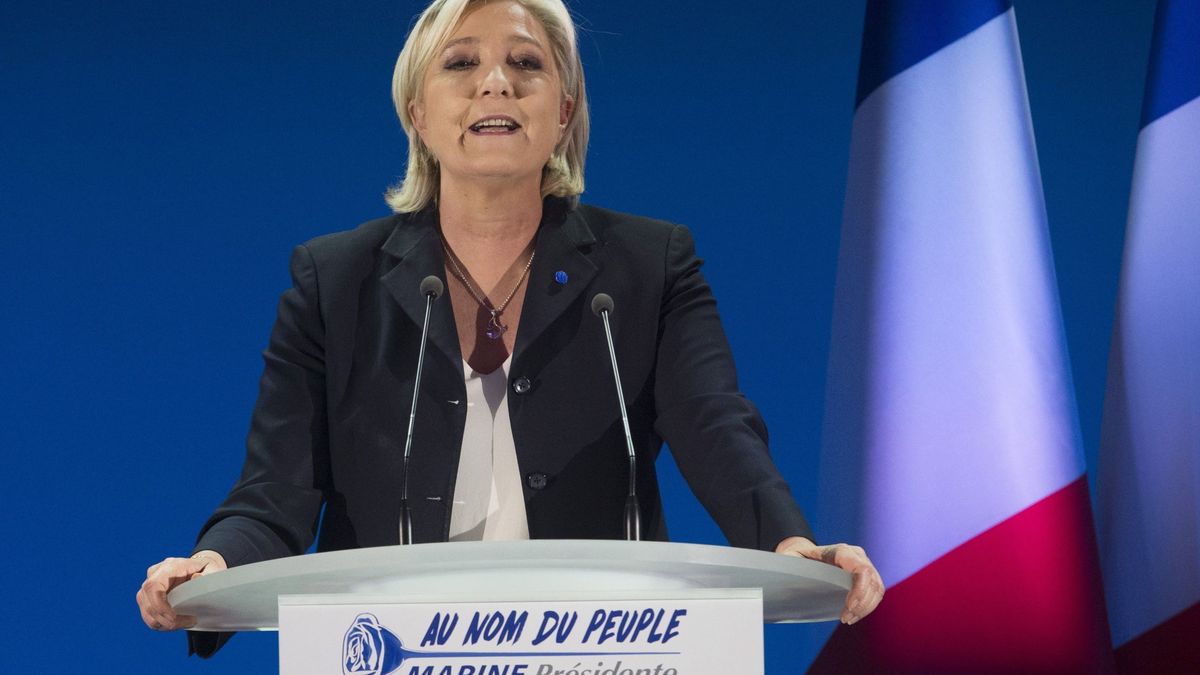Le Pen se aparta de la presidencia del Frente Nacional para alargar su base electoral